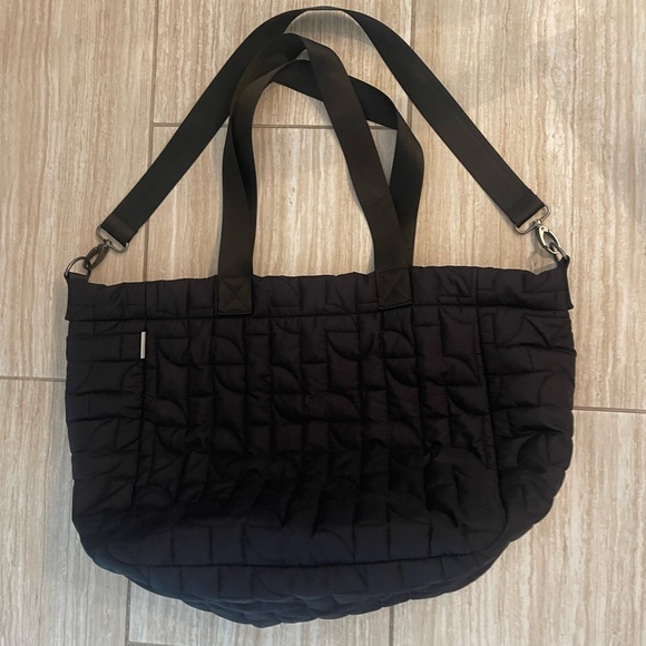 Figs Bags Figs Quilted Puffer Tote Bag Poshmark